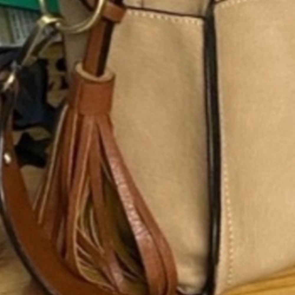 💕 Jen &Co Bag set with 2 straps and 2 bags. Like new. Western look. - Picture 3 of 13